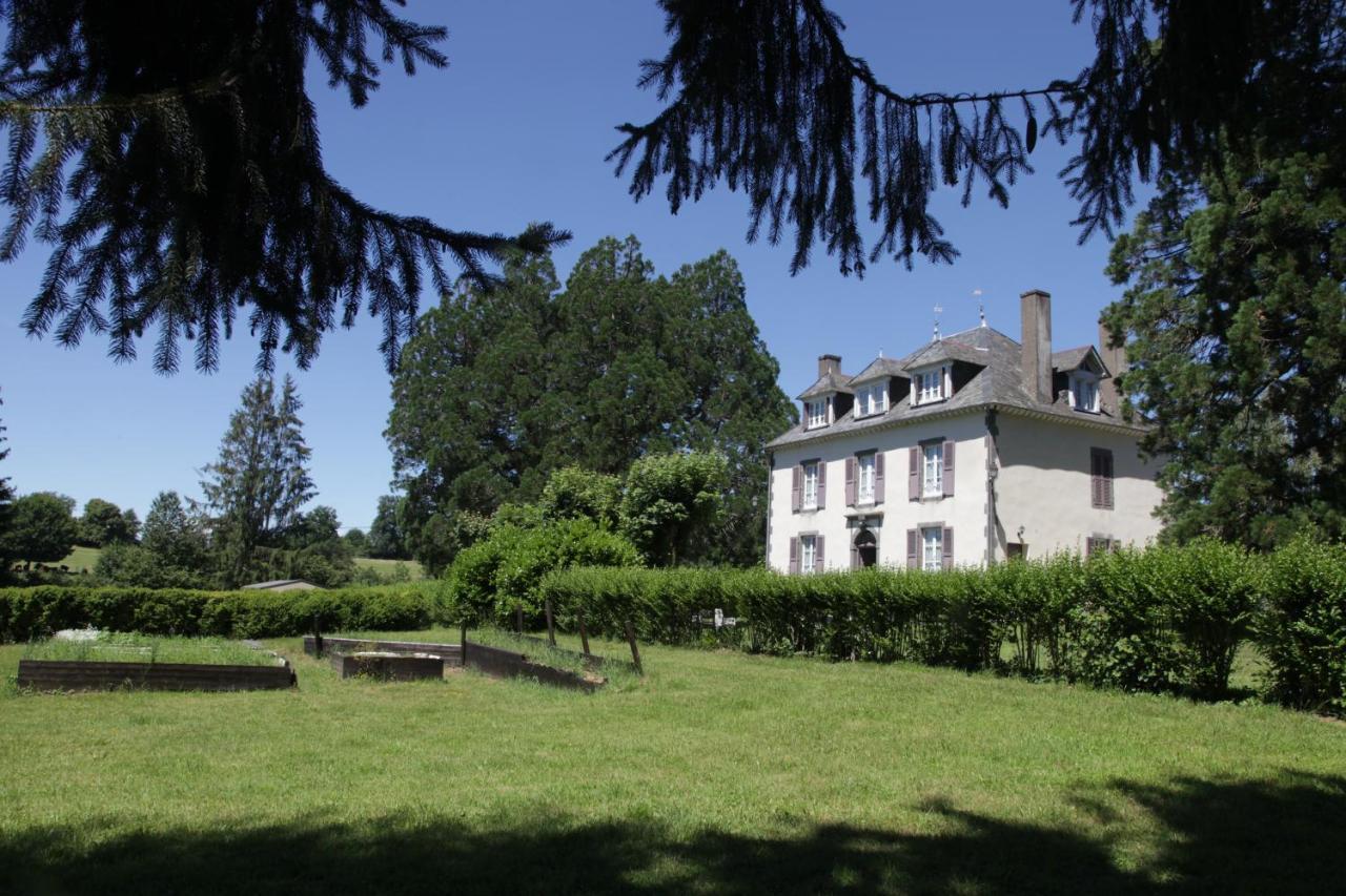 Hostellerie La Bruyere Chalvignac Exterior foto